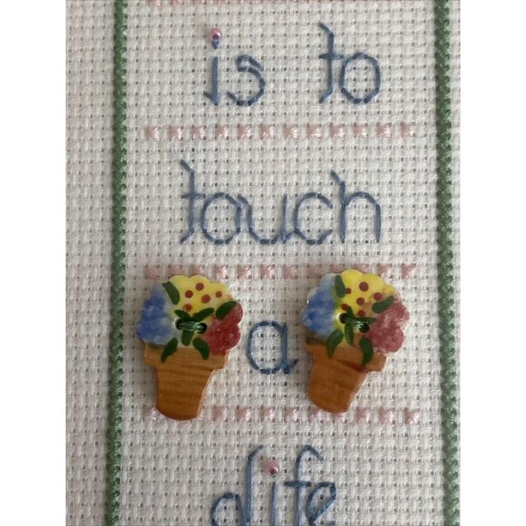Vtg Teacher Cross Stitch Framed Wall Art 9.5x5.5 To Teach Is To Touch A Life ‘95 - Picture 3 of 9